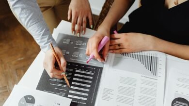 advanced data review identifiers names